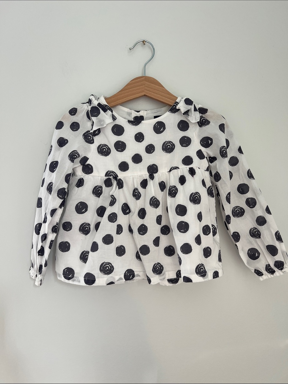 Girls' White & Dark Gray Polka Dot Long-Sleeve Top Size 3T